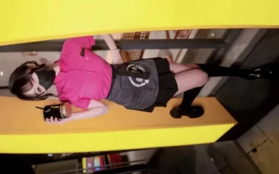 [原创]深喉暑假兼职的麦当劳小粉形象大使